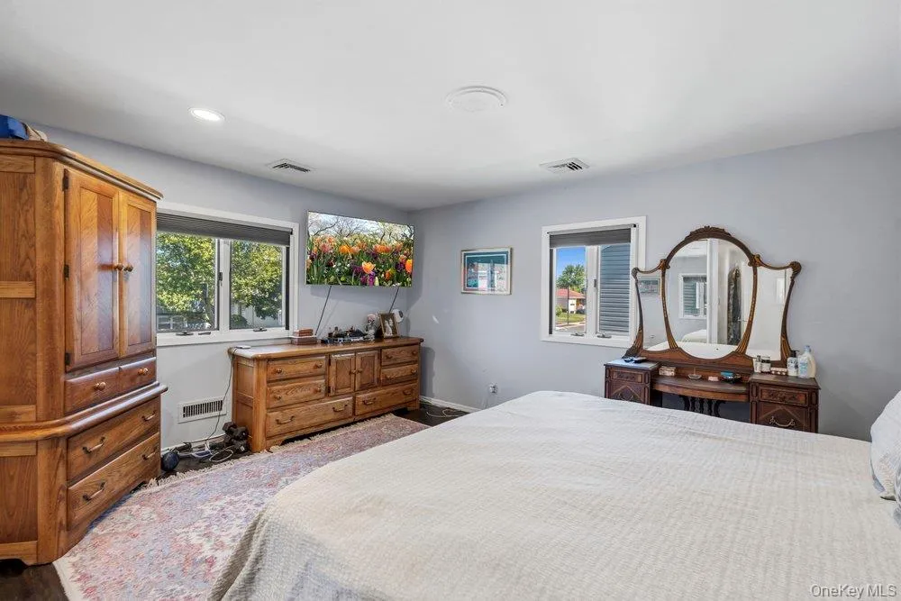 3 Nora Lane, Oyster Bay, NY, 3 Bedrooms Bedrooms, 9 Rooms Rooms,2 BathroomsBathrooms,Residential,For Rent,Nora,0,1023705 3 Nora Lane, Oyster Bay, NY, 3 Bedrooms Bedrooms, 9 Rooms Rooms,2 BathroomsBathrooms,Residential,For Rent,Nora,0,1023705
