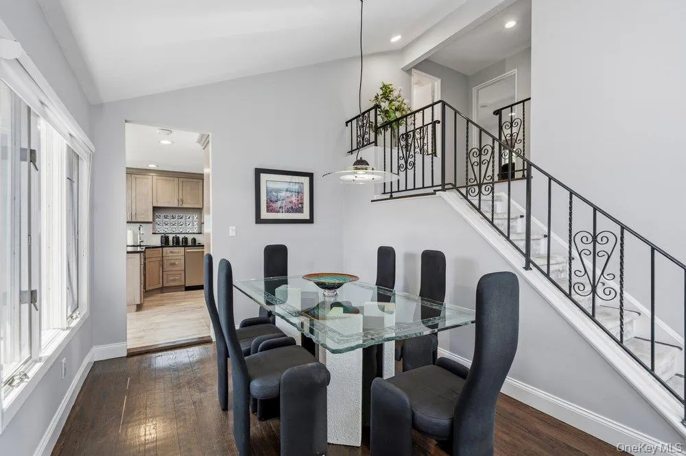 3 Nora Lane, Oyster Bay, NY, 3 Bedrooms Bedrooms, 9 Rooms Rooms,2 BathroomsBathrooms,Residential,For Rent,Nora,0,1023705 3 Nora Lane, Oyster Bay, NY, 3 Bedrooms Bedrooms, 9 Rooms Rooms,2 BathroomsBathrooms,Residential,For Rent,Nora,0,1023705