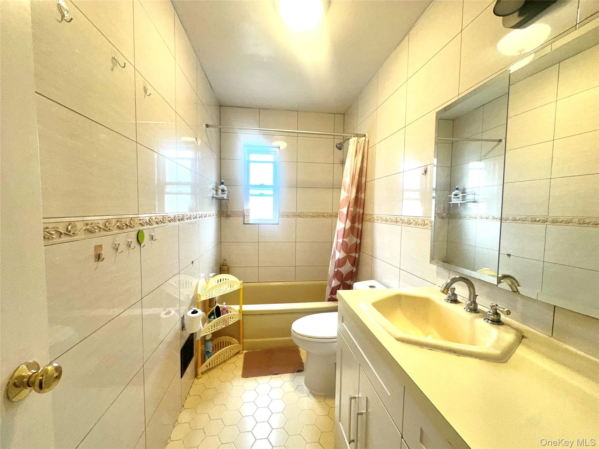 4744 199th Street, New York, NY, 3 Bedrooms Bedrooms, 7 Rooms Rooms,2 BathroomsBathrooms,Residential,For Rent,199th,0,1023708 4744 199th Street, New York, NY, 3 Bedrooms Bedrooms, 7 Rooms Rooms,2 BathroomsBathrooms,Residential,For Rent,199th,0,1023708