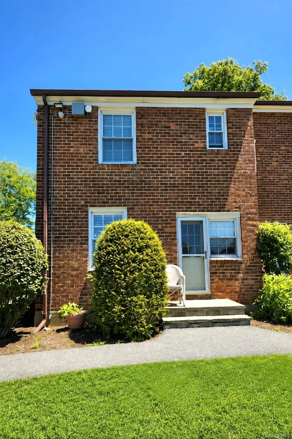 109 Broadway, White Plains, NY, 2 Bedrooms Bedrooms, 5 Rooms Rooms,1 BathroomBathrooms,Residential,For Rent,Broadway,0,1023710 109 Broadway, White Plains, NY, 2 Bedrooms Bedrooms, 5 Rooms Rooms,1 BathroomBathrooms,Residential,For Rent,Broadway,0,1023710