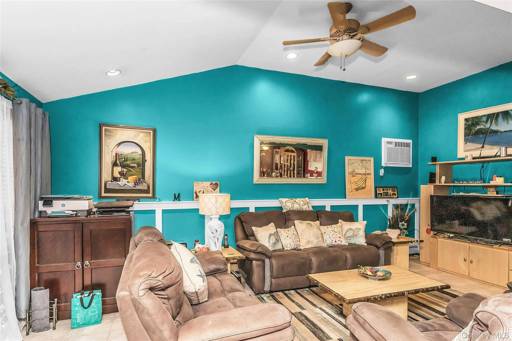 18 Hedge Lane, Hempstead, NY, 3 Bedrooms Bedrooms, 6 Rooms Rooms,2 BathroomsBathrooms,Residential,For Rent,Hedge,0,1023718 18 Hedge Lane, Hempstead, NY, 3 Bedrooms Bedrooms, 6 Rooms Rooms,2 BathroomsBathrooms,Residential,For Rent,Hedge,0,1023718
