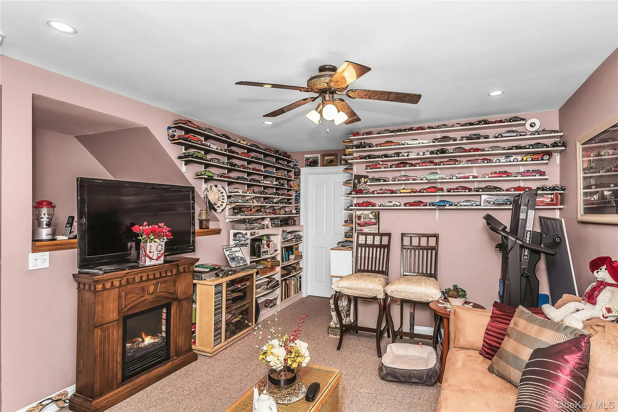 18 Hedge Lane, Hempstead, NY, 3 Bedrooms Bedrooms, 6 Rooms Rooms,2 BathroomsBathrooms,Residential,For Rent,Hedge,0,1023718 18 Hedge Lane, Hempstead, NY, 3 Bedrooms Bedrooms, 6 Rooms Rooms,2 BathroomsBathrooms,Residential,For Rent,Hedge,0,1023718