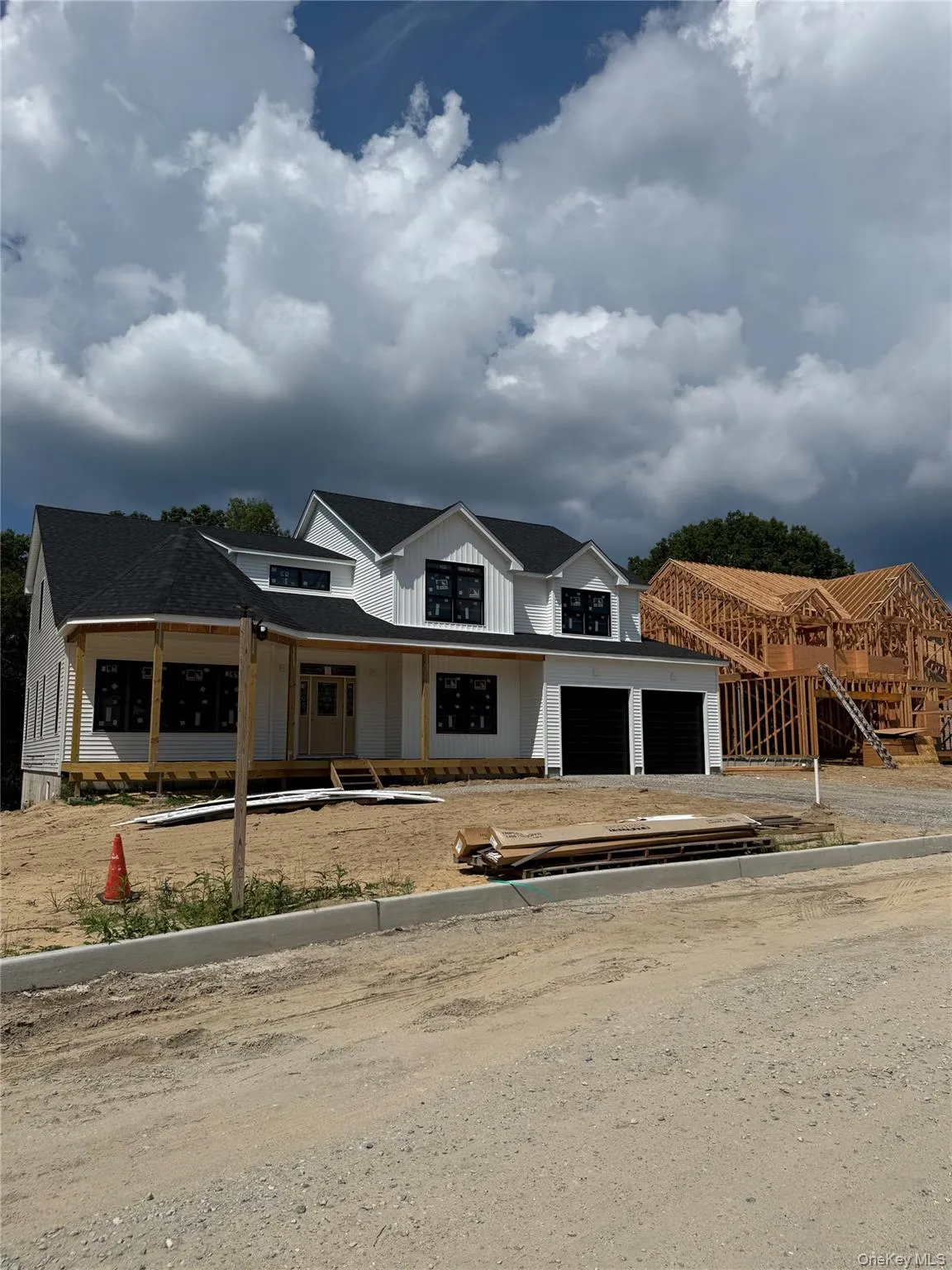 3 Greentree Court, Smithtown, NY, 5 Bedrooms Bedrooms, 13 Rooms Rooms,3 BathroomsBathrooms,Residential,For Rent,Greentree,0,1023719 3 Greentree Court, Smithtown, NY, 5 Bedrooms Bedrooms, 13 Rooms Rooms,3 BathroomsBathrooms,Residential,For Rent,Greentree,0,1023719