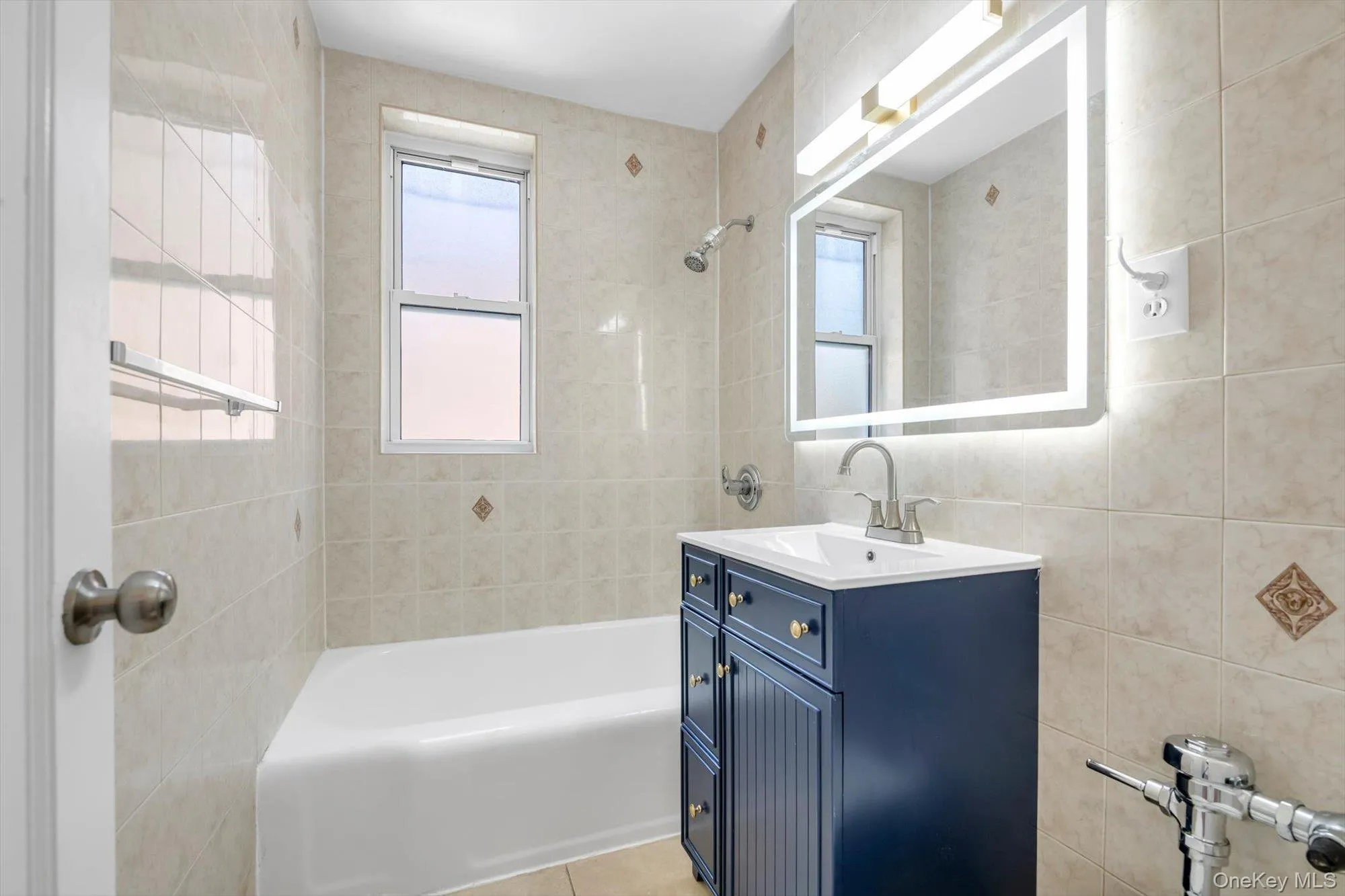 144-44 41st Avenue, New York, NY, 1 Bedroom Bedrooms, 4 Rooms Rooms,1 BathroomBathrooms,Residential,For Rent,41st,0,1023720 144-44 41st Avenue, New York, NY, 1 Bedroom Bedrooms, 4 Rooms Rooms,1 BathroomBathrooms,Residential,For Rent,41st,0,1023720