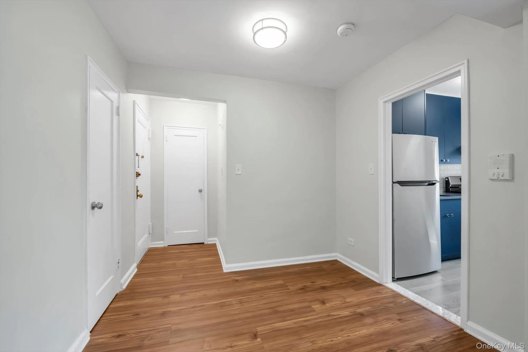 144-44 41st Avenue, New York, NY, 1 Bedroom Bedrooms, 4 Rooms Rooms,1 BathroomBathrooms,Residential,For Rent,41st,0,1023720 144-44 41st Avenue, New York, NY, 1 Bedroom Bedrooms, 4 Rooms Rooms,1 BathroomBathrooms,Residential,For Rent,41st,0,1023720