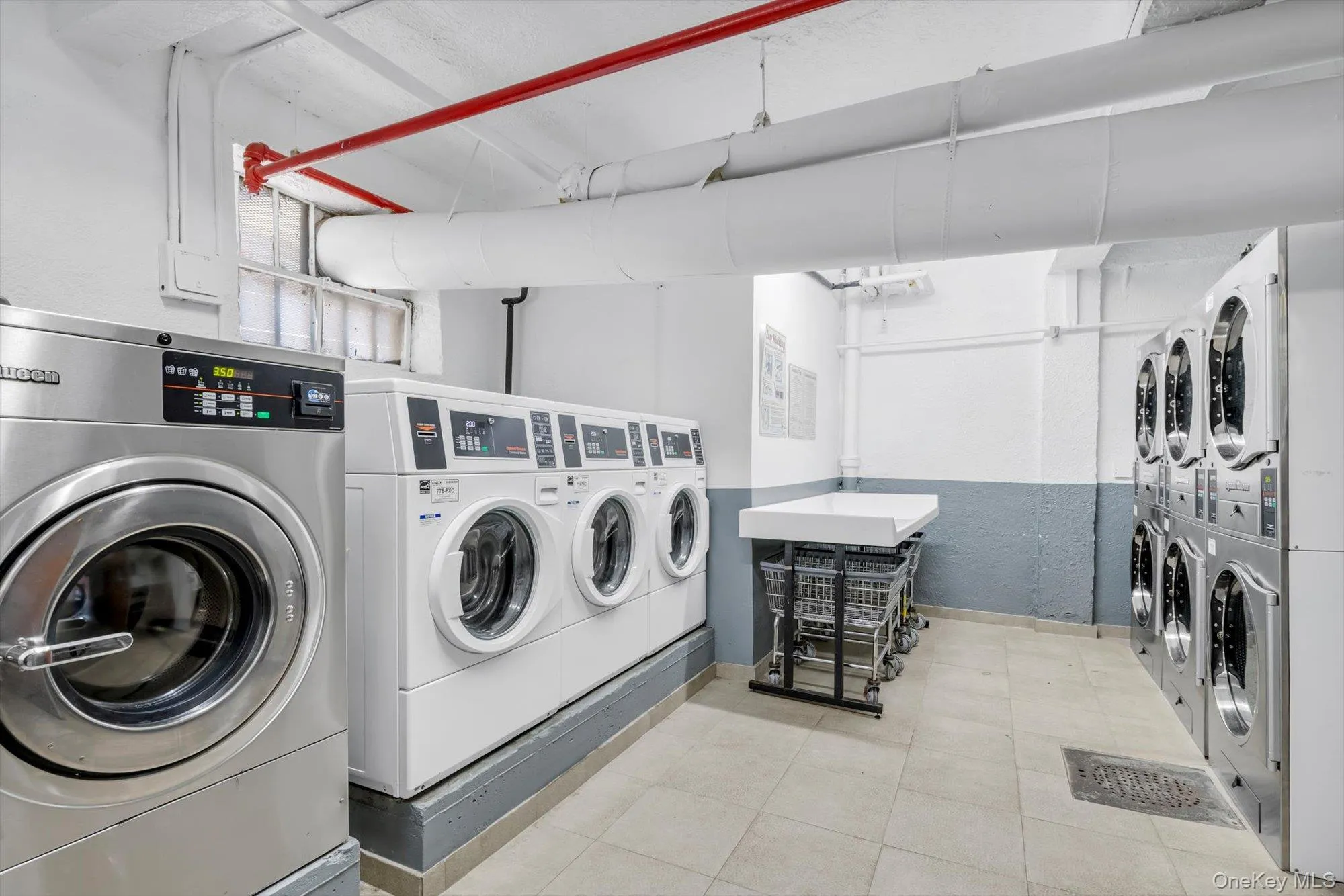 144-44 41st Avenue, New York, NY, 1 Bedroom Bedrooms, 4 Rooms Rooms,1 BathroomBathrooms,Residential,For Rent,41st,0,1023720 144-44 41st Avenue, New York, NY, 1 Bedroom Bedrooms, 4 Rooms Rooms,1 BathroomBathrooms,Residential,For Rent,41st,0,1023720