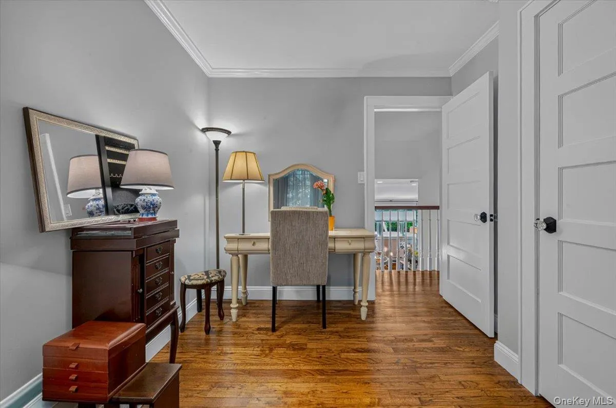 98 Florida Avenue, Smithtown, NY, 4 Bedrooms Bedrooms, 9 Rooms Rooms,4 BathroomsBathrooms,Residential,For Rent,Florida,0,1023724 98 Florida Avenue, Smithtown, NY, 4 Bedrooms Bedrooms, 9 Rooms Rooms,4 BathroomsBathrooms,Residential,For Rent,Florida,0,1023724