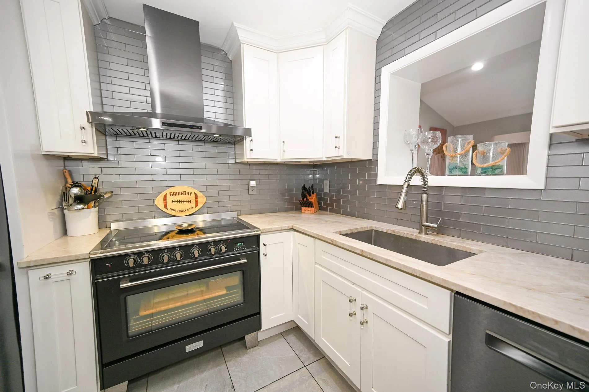1005 Ferngate Drive, Hempstead, NY, 5 Bedrooms Bedrooms, 14 Rooms Rooms,4 BathroomsBathrooms,Residential,For Rent,Ferngate,0,1023727 1005 Ferngate Drive, Hempstead, NY, 5 Bedrooms Bedrooms, 14 Rooms Rooms,4 BathroomsBathrooms,Residential,For Rent,Ferngate,0,1023727
