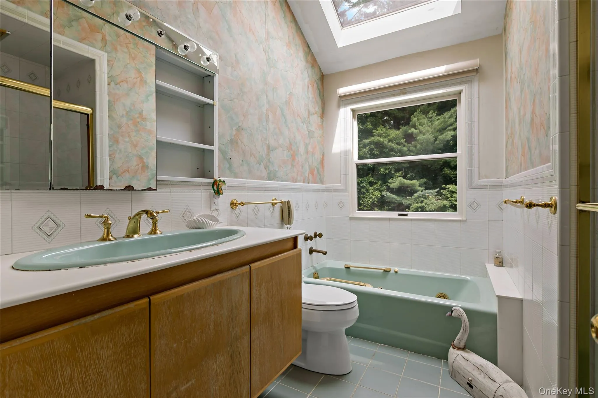 Full Hall Bathroom with Tub and Shower Full Hall Bathroom with Tub and Shower