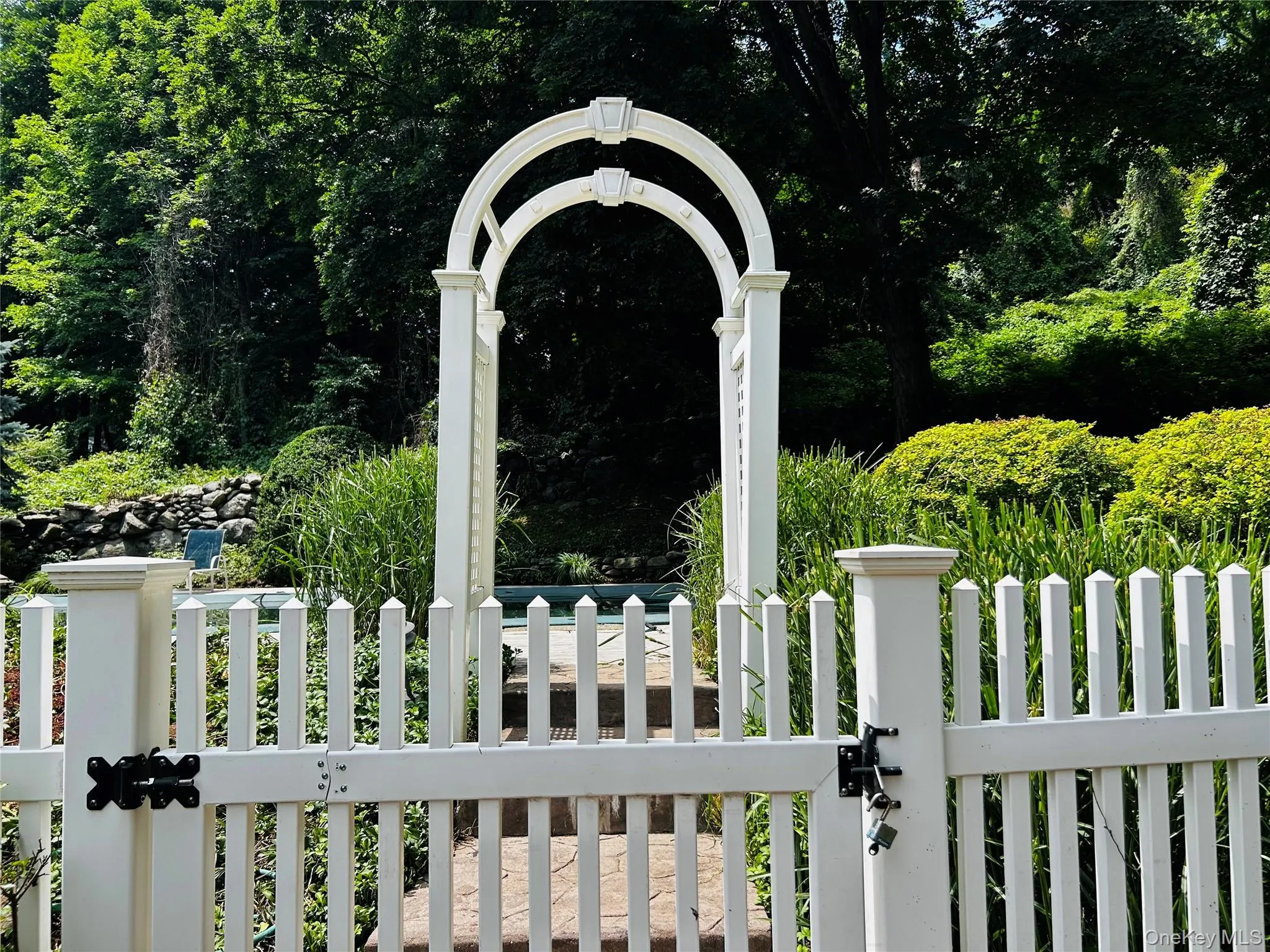 Gate to Pool Gate to Pool