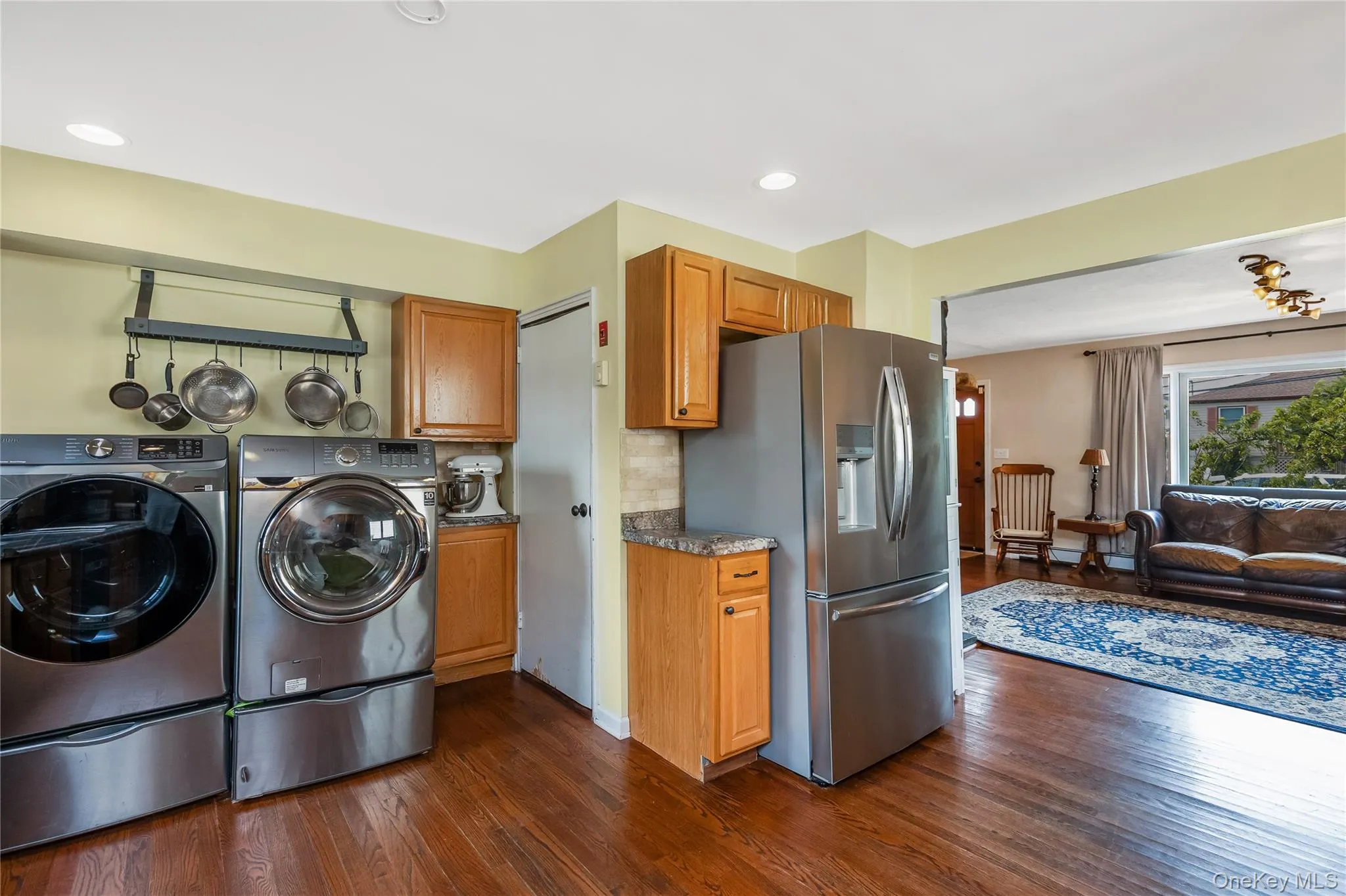 57 Overton Street, Hempstead, NY, 5 Bedrooms Bedrooms, 9 Rooms Rooms,2 BathroomsBathrooms,Residential,For Rent,Overton,0,1023732 57 Overton Street, Hempstead, NY, 5 Bedrooms Bedrooms, 9 Rooms Rooms,2 BathroomsBathrooms,Residential,For Rent,Overton,0,1023732