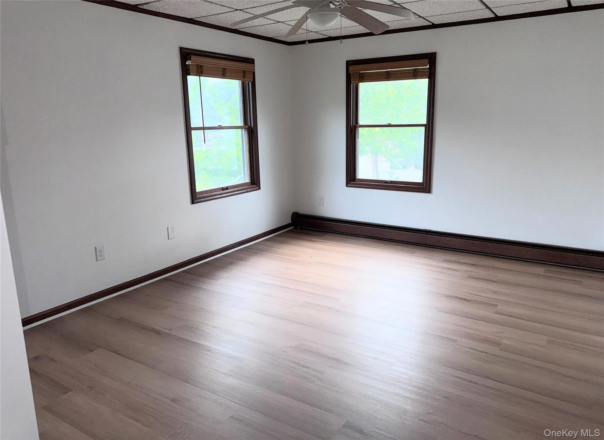 7 Grand Street, Warwick (town), NY, 2 Bedrooms Bedrooms, 4 Rooms Rooms,1 BathroomBathrooms,Residential Lease,For Rent,Grand,0,1023736 7 Grand Street, Warwick (town), NY, 2 Bedrooms Bedrooms, 4 Rooms Rooms,1 BathroomBathrooms,Residential Lease,For Rent,Grand,0,1023736