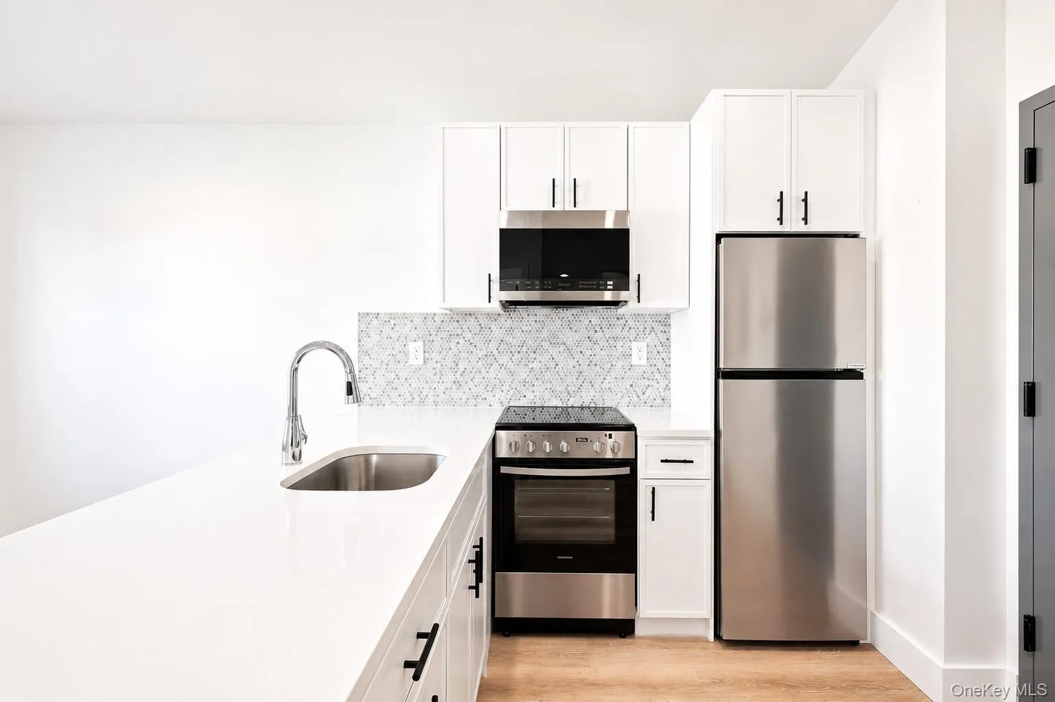 9 Lagrange Avenue, Poughkeepsie, NY, 1 Bedroom Bedrooms, 2 Rooms Rooms,1 BathroomBathrooms,Residential Lease,For Rent,Lagrange,0,1023738 9 Lagrange Avenue, Poughkeepsie, NY, 1 Bedroom Bedrooms, 2 Rooms Rooms,1 BathroomBathrooms,Residential Lease,For Rent,Lagrange,0,1023738