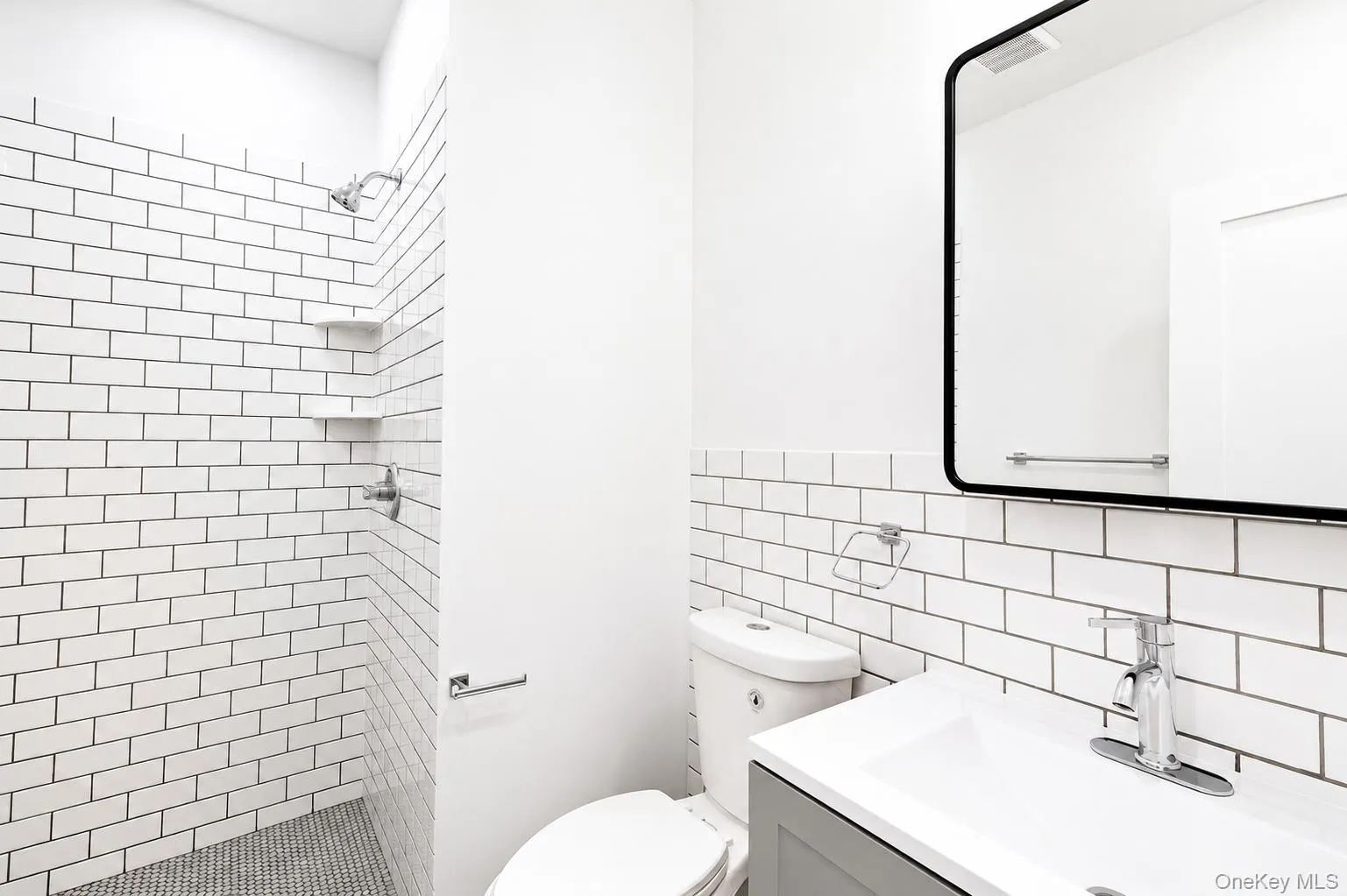 9 Lagrange Avenue, Poughkeepsie, NY, 1 Bedroom Bedrooms, 2 Rooms Rooms,1 BathroomBathrooms,Residential Lease,For Rent,Lagrange,0,1023738 9 Lagrange Avenue, Poughkeepsie, NY, 1 Bedroom Bedrooms, 2 Rooms Rooms,1 BathroomBathrooms,Residential Lease,For Rent,Lagrange,0,1023738