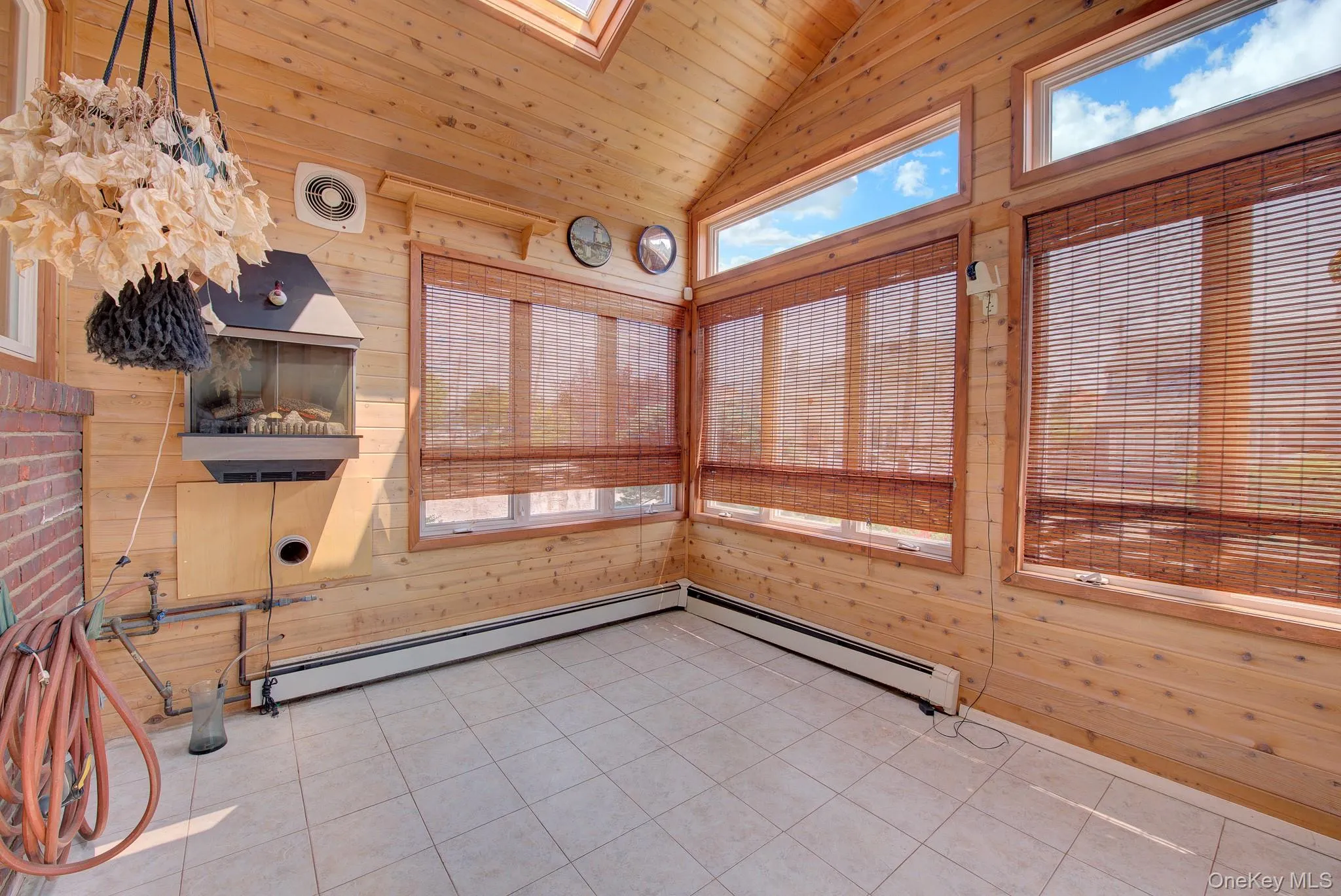 24 Pinehurst Street, Hempstead, NY, 4 Bedrooms Bedrooms, 9 Rooms Rooms,3 BathroomsBathrooms,Residential,For Rent,Pinehurst,0,1023744 24 Pinehurst Street, Hempstead, NY, 4 Bedrooms Bedrooms, 9 Rooms Rooms,3 BathroomsBathrooms,Residential,For Rent,Pinehurst,0,1023744