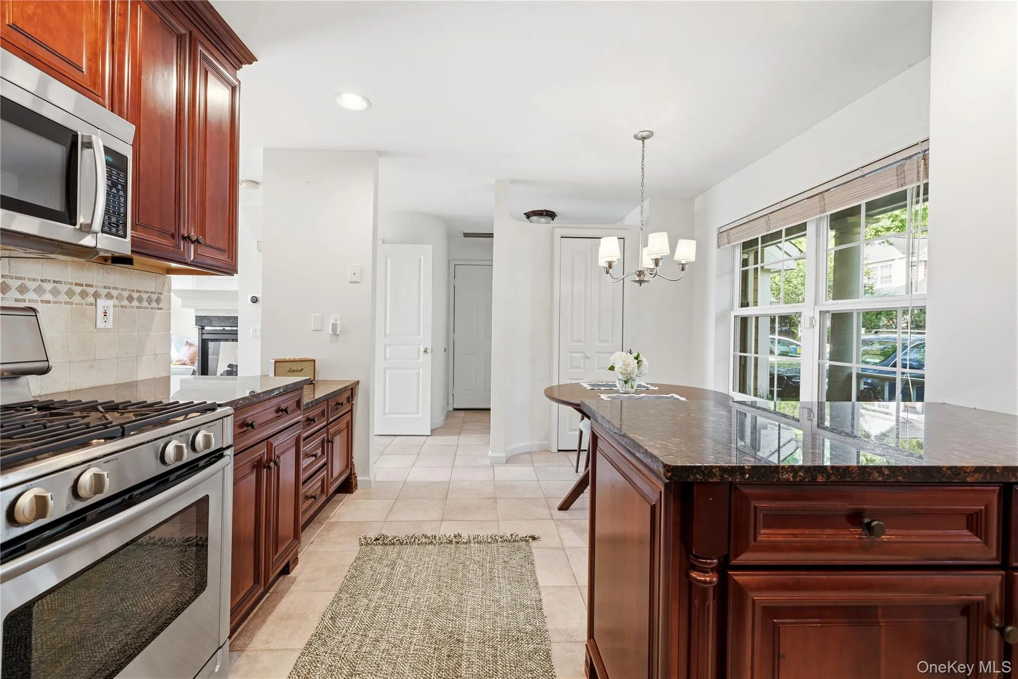 29 Winterberry Lane, Ossining, NY, 3 Bedrooms Bedrooms, 8 Rooms Rooms,2 BathroomsBathrooms,Residential,For Rent,Winterberry,0,1023748 29 Winterberry Lane, Ossining, NY, 3 Bedrooms Bedrooms, 8 Rooms Rooms,2 BathroomsBathrooms,Residential,For Rent,Winterberry,0,1023748