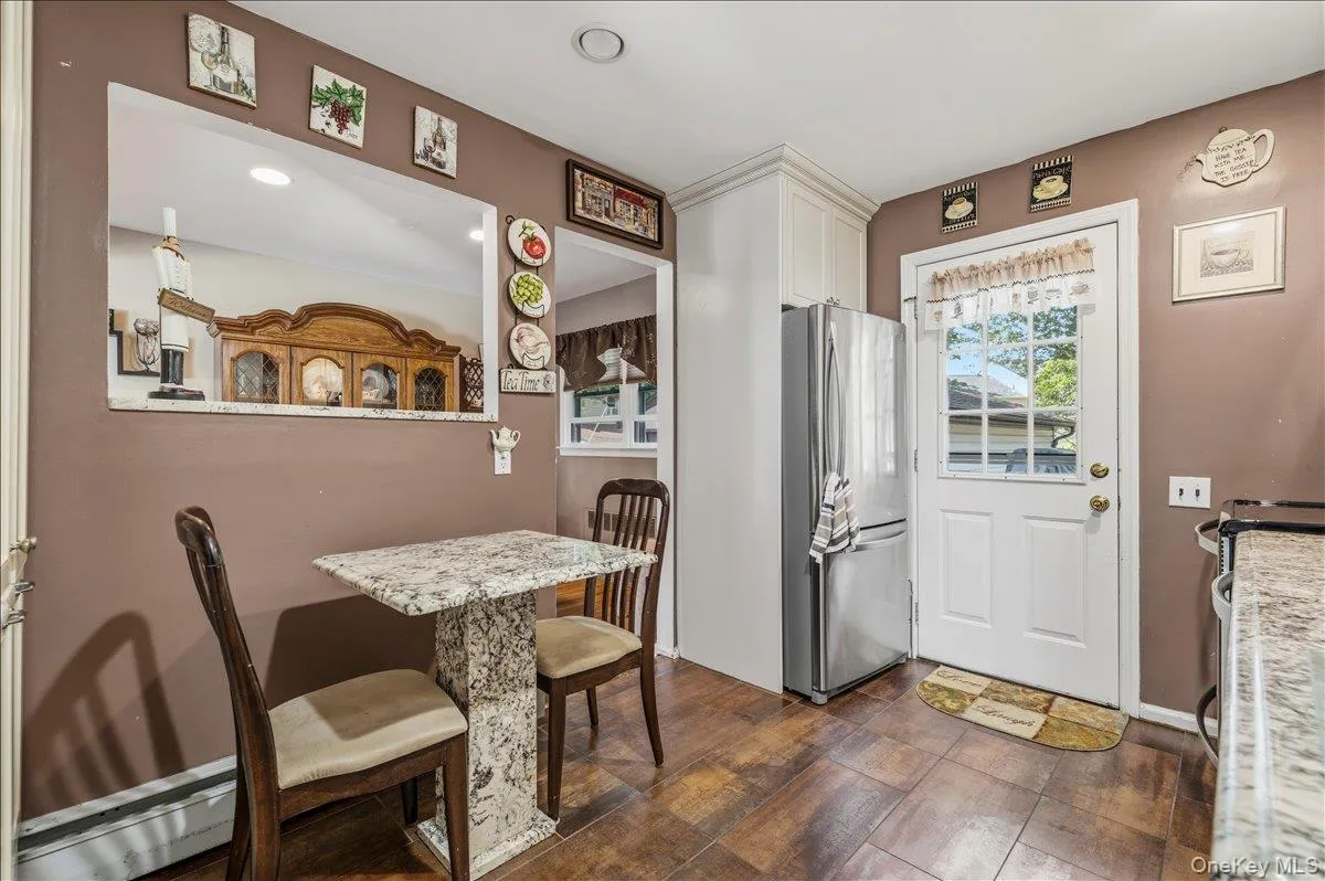2565 Natta Boulevard, Hempstead, NY, 4 Bedrooms Bedrooms, 8 Rooms Rooms,2 BathroomsBathrooms,Residential,For Rent,Natta,0,1023753 2565 Natta Boulevard, Hempstead, NY, 4 Bedrooms Bedrooms, 8 Rooms Rooms,2 BathroomsBathrooms,Residential,For Rent,Natta,0,1023753