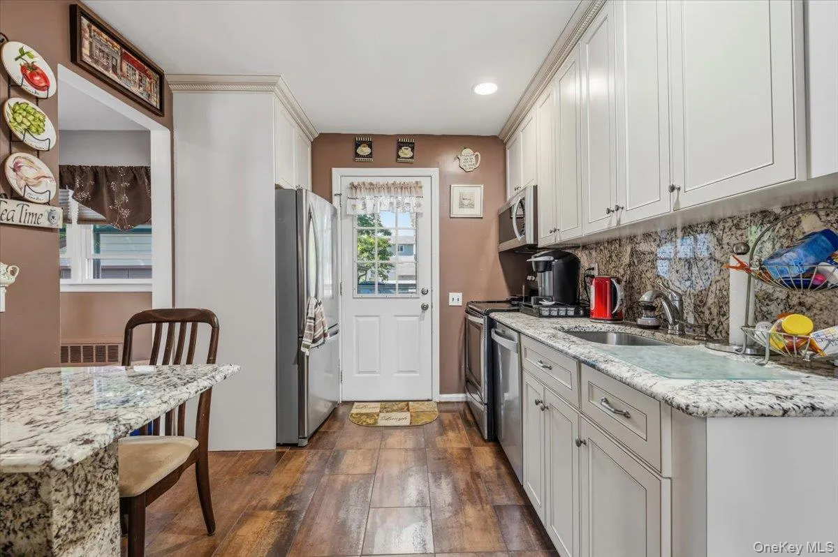 2565 Natta Boulevard, Hempstead, NY, 4 Bedrooms Bedrooms, 8 Rooms Rooms,2 BathroomsBathrooms,Residential,For Rent,Natta,0,1023753 2565 Natta Boulevard, Hempstead, NY, 4 Bedrooms Bedrooms, 8 Rooms Rooms,2 BathroomsBathrooms,Residential,For Rent,Natta,0,1023753