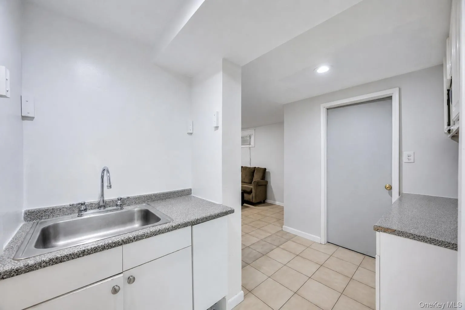 99 Ormond Street, Hempstead, NY, 5 Bedrooms Bedrooms, 10 Rooms Rooms,3 BathroomsBathrooms,Residential,For Rent,Ormond,0,1023754 99 Ormond Street, Hempstead, NY, 5 Bedrooms Bedrooms, 10 Rooms Rooms,3 BathroomsBathrooms,Residential,For Rent,Ormond,0,1023754