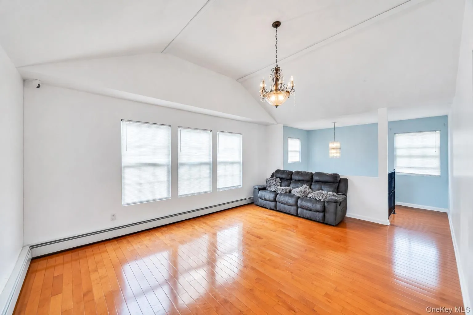 99 Ormond Street, Hempstead, NY, 5 Bedrooms Bedrooms, 10 Rooms Rooms,3 BathroomsBathrooms,Residential,For Rent,Ormond,0,1023754 99 Ormond Street, Hempstead, NY, 5 Bedrooms Bedrooms, 10 Rooms Rooms,3 BathroomsBathrooms,Residential,For Rent,Ormond,0,1023754