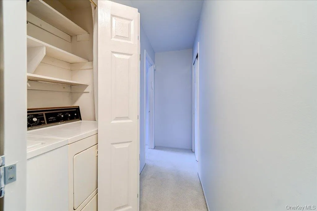 W/D in Hallway Closet W/D in Hallway Closet