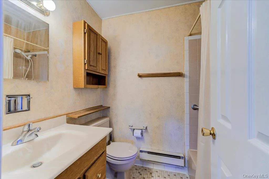 Bathroom Bathroom