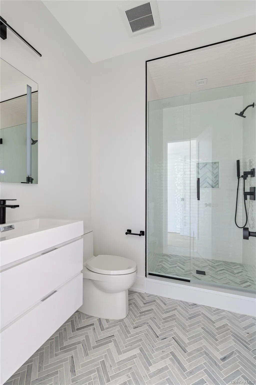 Each secondary bedroom enjoys the comfort and privacy of its own thoughtfully designed ensuite bathroom with premium contemporary finishes. Each secondary bedroom enjoys the comfort and privacy of its own thoughtfully designed ensuite bathroom with premium contemporary finishes.