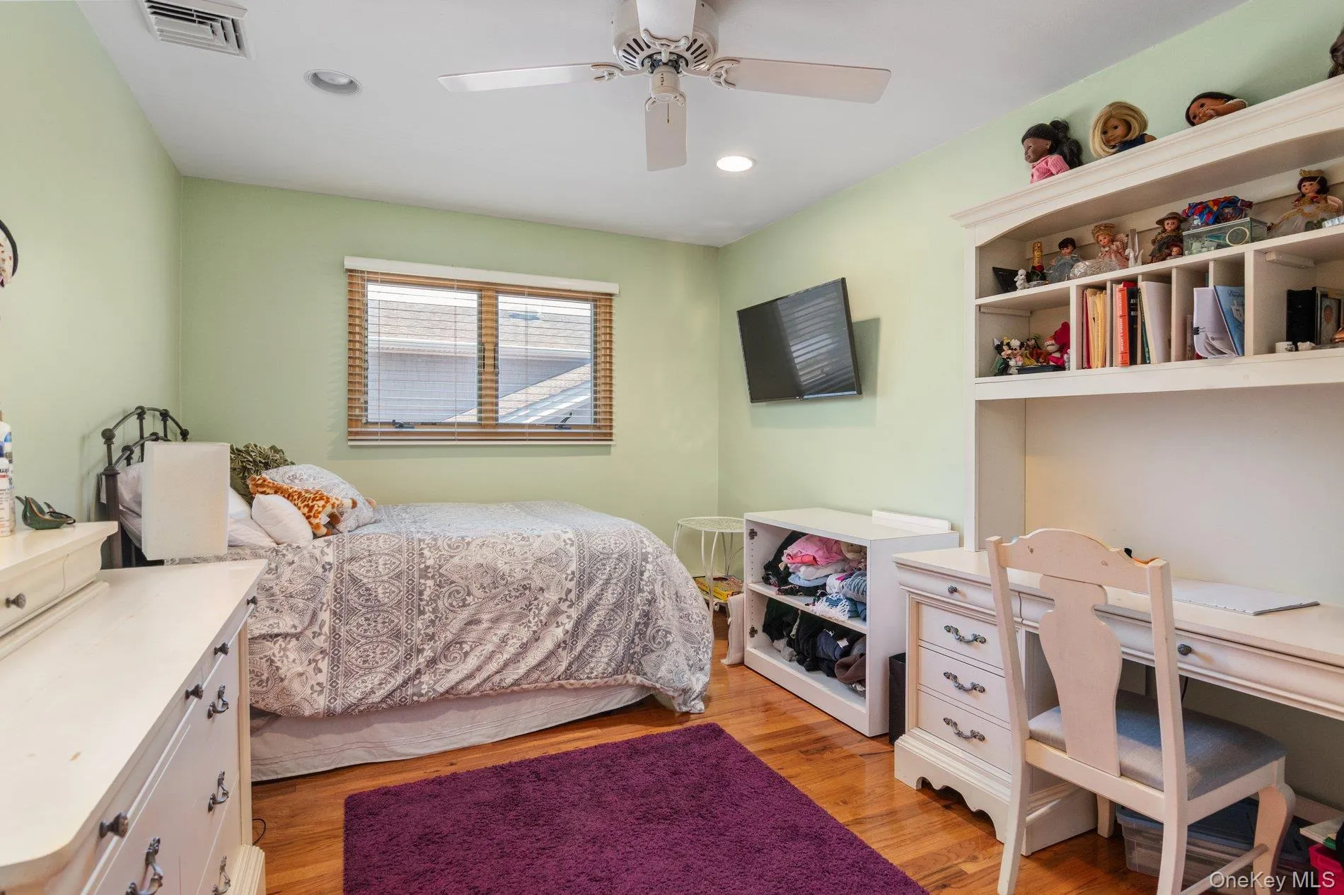 3125 Enos Street, Hempstead, NY, 5 Bedrooms Bedrooms, 9 Rooms Rooms,3 BathroomsBathrooms,Residential,For Rent,Enos,0,1023758 3125 Enos Street, Hempstead, NY, 5 Bedrooms Bedrooms, 9 Rooms Rooms,3 BathroomsBathrooms,Residential,For Rent,Enos,0,1023758
