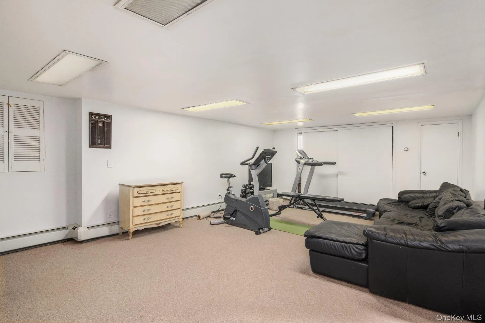 3125 Enos Street, Hempstead, NY, 5 Bedrooms Bedrooms, 9 Rooms Rooms,3 BathroomsBathrooms,Residential,For Rent,Enos,0,1023758 3125 Enos Street, Hempstead, NY, 5 Bedrooms Bedrooms, 9 Rooms Rooms,3 BathroomsBathrooms,Residential,For Rent,Enos,0,1023758