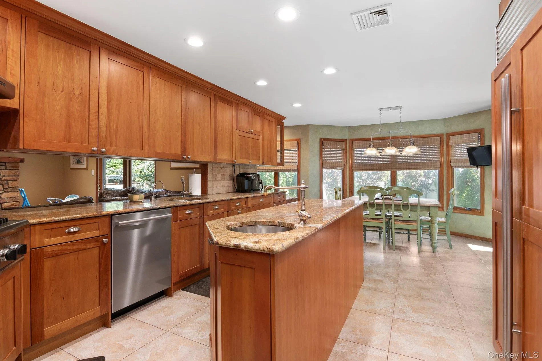 3125 Enos Street, Hempstead, NY, 5 Bedrooms Bedrooms, 9 Rooms Rooms,3 BathroomsBathrooms,Residential,For Rent,Enos,0,1023758 3125 Enos Street, Hempstead, NY, 5 Bedrooms Bedrooms, 9 Rooms Rooms,3 BathroomsBathrooms,Residential,For Rent,Enos,0,1023758