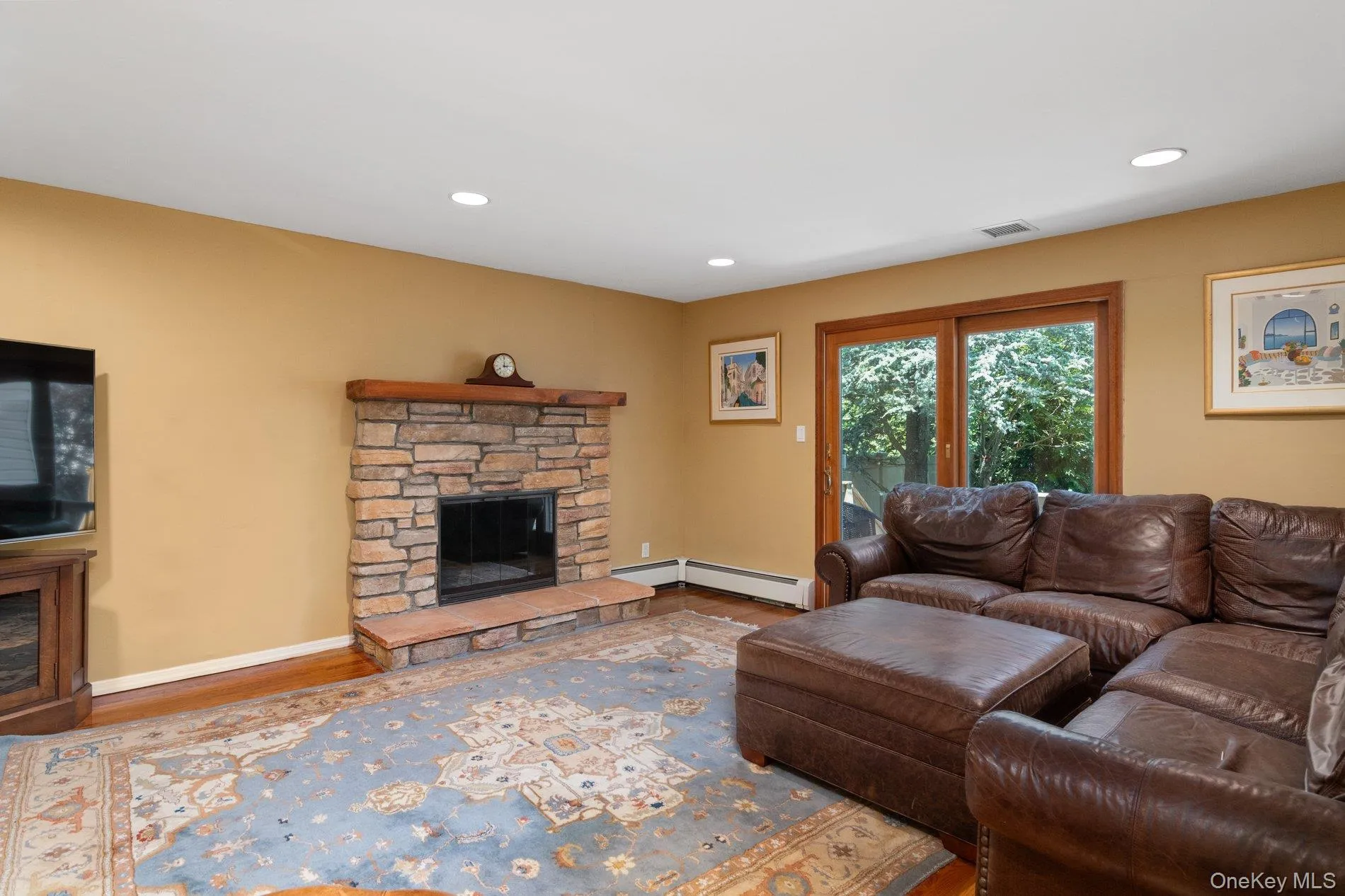 3125 Enos Street, Hempstead, NY, 5 Bedrooms Bedrooms, 9 Rooms Rooms,3 BathroomsBathrooms,Residential,For Rent,Enos,0,1023758 3125 Enos Street, Hempstead, NY, 5 Bedrooms Bedrooms, 9 Rooms Rooms,3 BathroomsBathrooms,Residential,For Rent,Enos,0,1023758