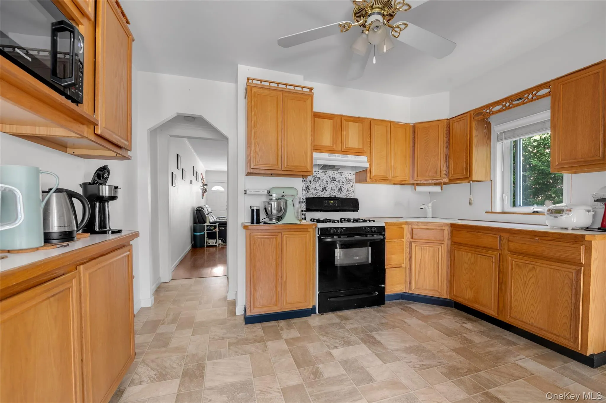 7221 66th Drive, New York, NY, 3 Bedrooms Bedrooms, 6 Rooms Rooms,1 BathroomBathrooms,Residential,For Rent,66th,0,1023762 7221 66th Drive, New York, NY, 3 Bedrooms Bedrooms, 6 Rooms Rooms,1 BathroomBathrooms,Residential,For Rent,66th,0,1023762