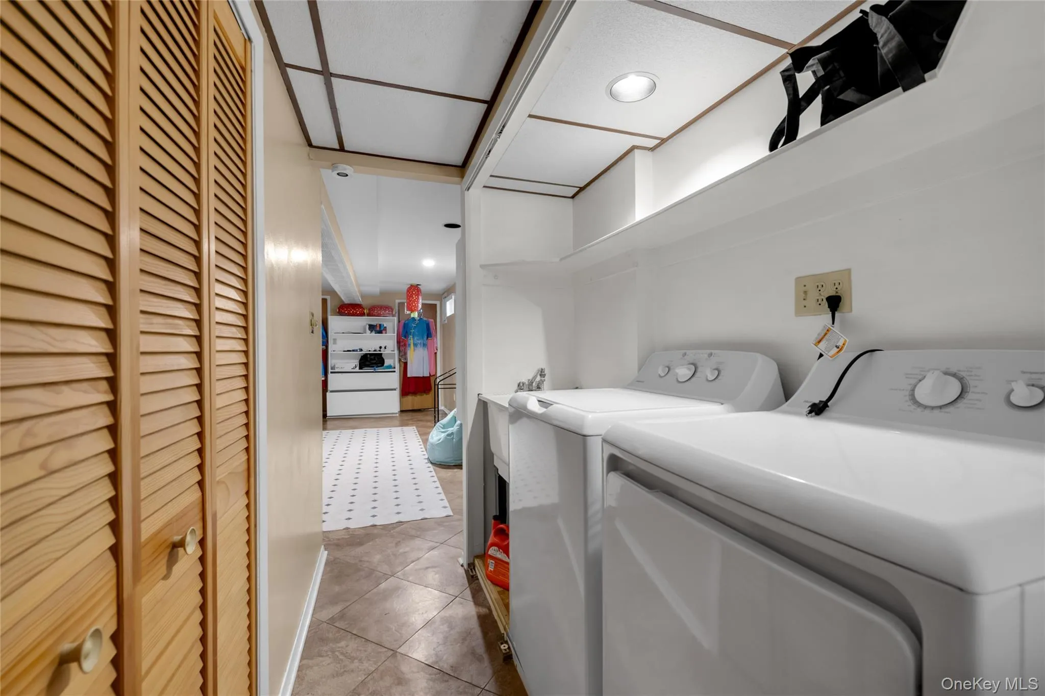 7221 66th Drive, New York, NY, 3 Bedrooms Bedrooms, 6 Rooms Rooms,1 BathroomBathrooms,Residential,For Rent,66th,0,1023762 7221 66th Drive, New York, NY, 3 Bedrooms Bedrooms, 6 Rooms Rooms,1 BathroomBathrooms,Residential,For Rent,66th,0,1023762