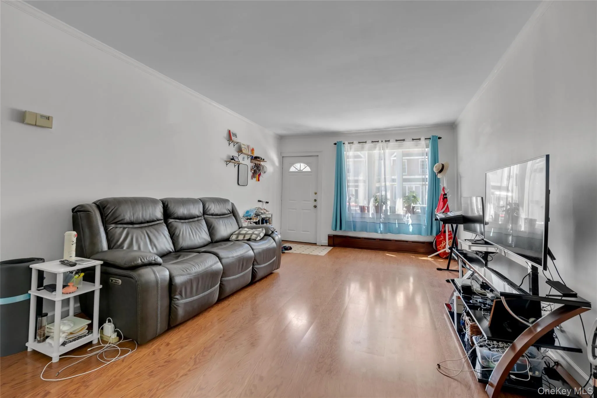 7221 66th Drive, New York, NY, 3 Bedrooms Bedrooms, 6 Rooms Rooms,1 BathroomBathrooms,Residential,For Rent,66th,0,1023762 7221 66th Drive, New York, NY, 3 Bedrooms Bedrooms, 6 Rooms Rooms,1 BathroomBathrooms,Residential,For Rent,66th,0,1023762