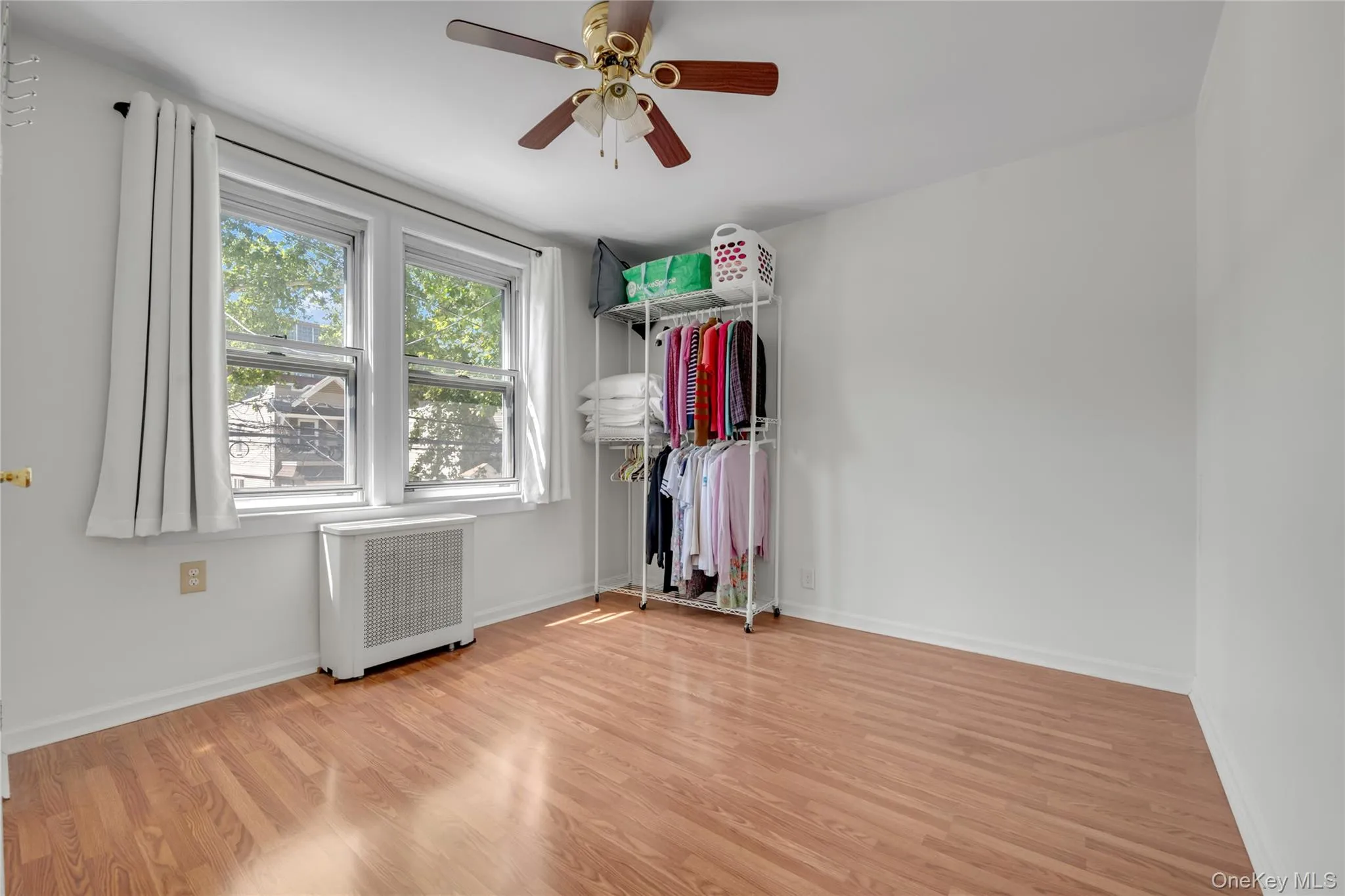 7221 66th Drive, New York, NY, 3 Bedrooms Bedrooms, 6 Rooms Rooms,1 BathroomBathrooms,Residential,For Rent,66th,0,1023762 7221 66th Drive, New York, NY, 3 Bedrooms Bedrooms, 6 Rooms Rooms,1 BathroomBathrooms,Residential,For Rent,66th,0,1023762