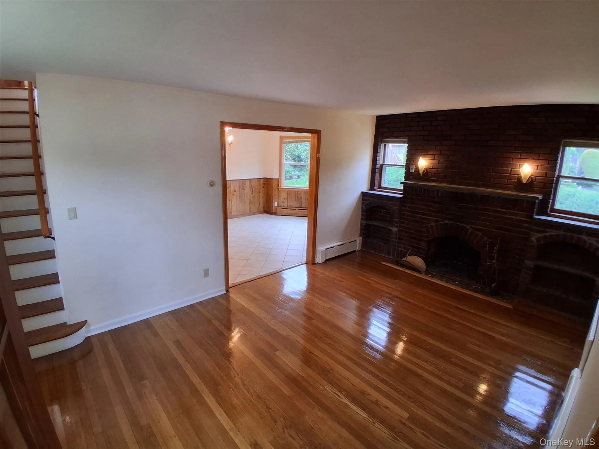 16 Richardson Place, Eastchester, NY, 3 Bedrooms Bedrooms, 6 Rooms Rooms,1 BathroomBathrooms,Residential Lease,For Rent,Richardson,0,1023764 16 Richardson Place, Eastchester, NY, 3 Bedrooms Bedrooms, 6 Rooms Rooms,1 BathroomBathrooms,Residential Lease,For Rent,Richardson,0,1023764