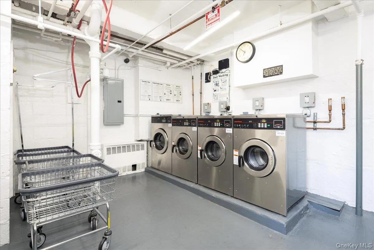 18-70 211th Street, New York, NY, 1 Bedroom Bedrooms, 4 Rooms Rooms,1 BathroomBathrooms,Residential,For Rent,211th,0,1023766 18-70 211th Street, New York, NY, 1 Bedroom Bedrooms, 4 Rooms Rooms,1 BathroomBathrooms,Residential,For Rent,211th,0,1023766