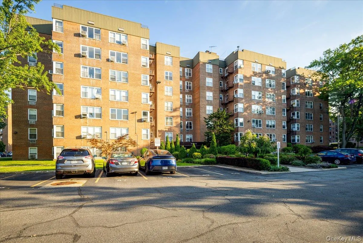 18-70 211th Street, New York, NY, 1 Bedroom Bedrooms, 4 Rooms Rooms,1 BathroomBathrooms,Residential,For Rent,211th,0,1023766 18-70 211th Street, New York, NY, 1 Bedroom Bedrooms, 4 Rooms Rooms,1 BathroomBathrooms,Residential,For Rent,211th,0,1023766