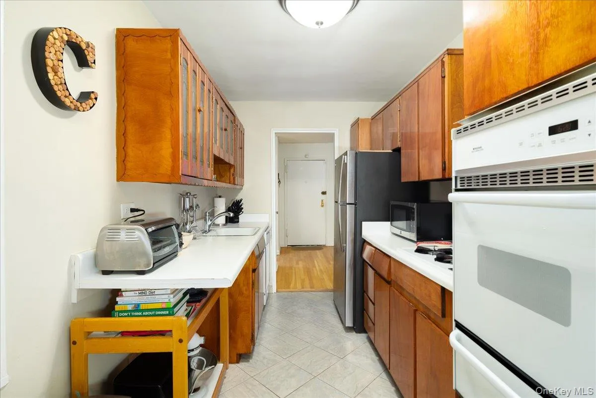 18-70 211th Street, New York, NY, 1 Bedroom Bedrooms, 4 Rooms Rooms,1 BathroomBathrooms,Residential,For Rent,211th,0,1023766 18-70 211th Street, New York, NY, 1 Bedroom Bedrooms, 4 Rooms Rooms,1 BathroomBathrooms,Residential,For Rent,211th,0,1023766