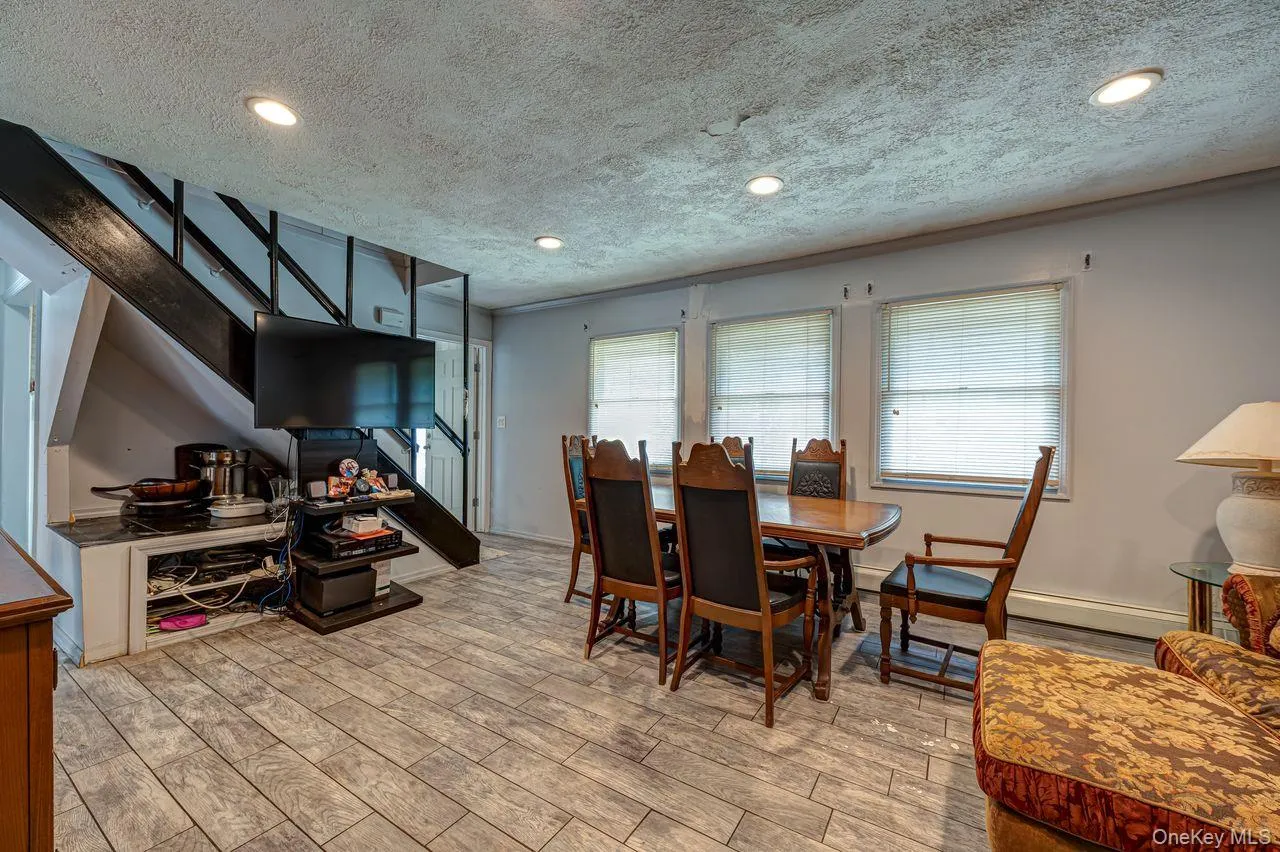 2052 Wilson Lane, Hempstead, NY, 4 Bedrooms Bedrooms, 6 Rooms Rooms,2 BathroomsBathrooms,Residential,For Rent,Wilson,0,1023768 2052 Wilson Lane, Hempstead, NY, 4 Bedrooms Bedrooms, 6 Rooms Rooms,2 BathroomsBathrooms,Residential,For Rent,Wilson,0,1023768