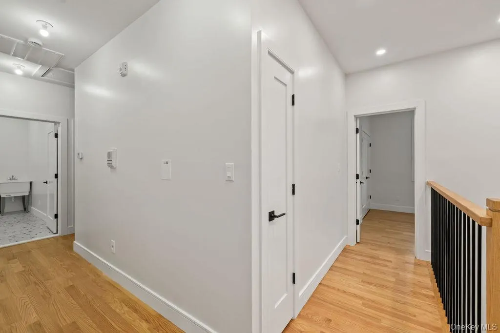 1 Homestead, Ramapo, NY, 5 Bedrooms Bedrooms, 10 Rooms Rooms,3 BathroomsBathrooms,Residential,For Rent,Homestead,0,1023769 1 Homestead, Ramapo, NY, 5 Bedrooms Bedrooms, 10 Rooms Rooms,3 BathroomsBathrooms,Residential,For Rent,Homestead,0,1023769