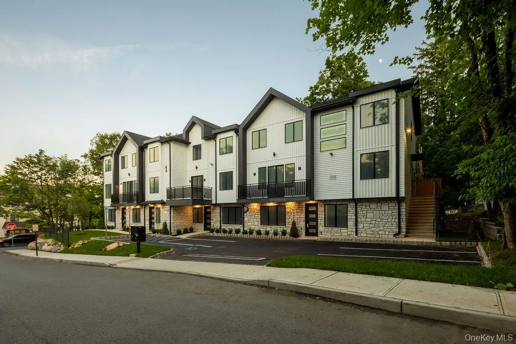 1 Homestead, Ramapo, NY, 5 Bedrooms Bedrooms, 10 Rooms Rooms,3 BathroomsBathrooms,Residential,For Rent,Homestead,0,1023769 1 Homestead, Ramapo, NY, 5 Bedrooms Bedrooms, 10 Rooms Rooms,3 BathroomsBathrooms,Residential,For Rent,Homestead,0,1023769