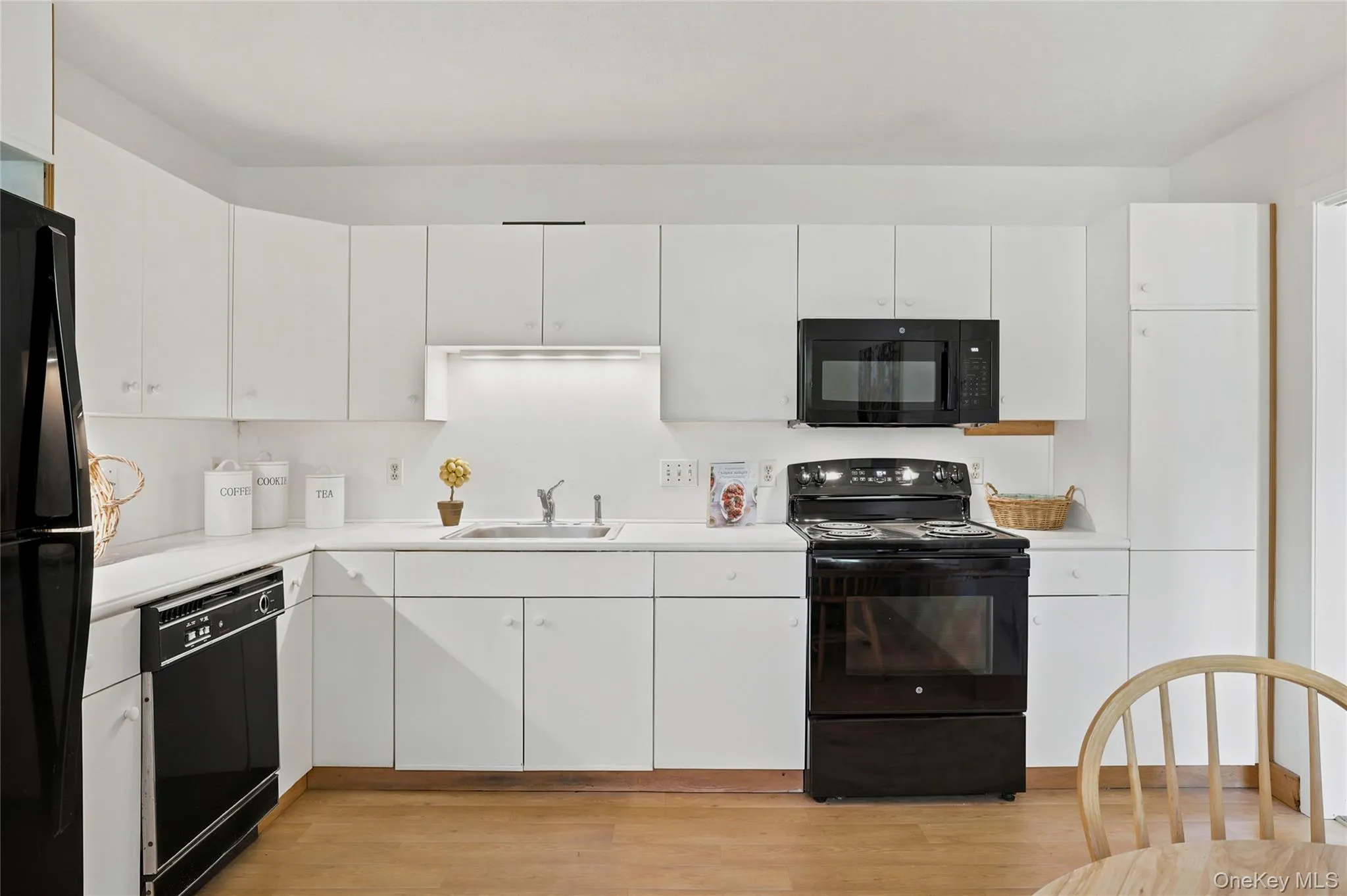 600 Heritage Hills, Somers, NY, 2 Bedrooms Bedrooms, 5 Rooms Rooms,2 BathroomsBathrooms,Residential,For Rent,Heritage,0,1023770 600 Heritage Hills, Somers, NY, 2 Bedrooms Bedrooms, 5 Rooms Rooms,2 BathroomsBathrooms,Residential,For Rent,Heritage,0,1023770