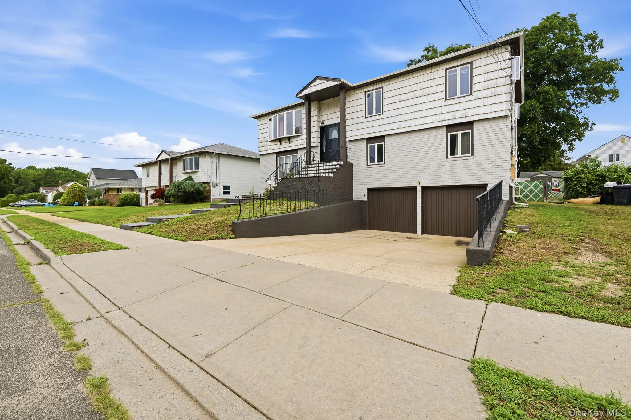 23 3rd Avenue, Oyster Bay, NY, 9 Bedrooms Bedrooms, 14 Rooms Rooms,3 BathroomsBathrooms,Residential,For Rent,3rd,0,1023777 23 3rd Avenue, Oyster Bay, NY, 9 Bedrooms Bedrooms, 14 Rooms Rooms,3 BathroomsBathrooms,Residential,For Rent,3rd,0,1023777