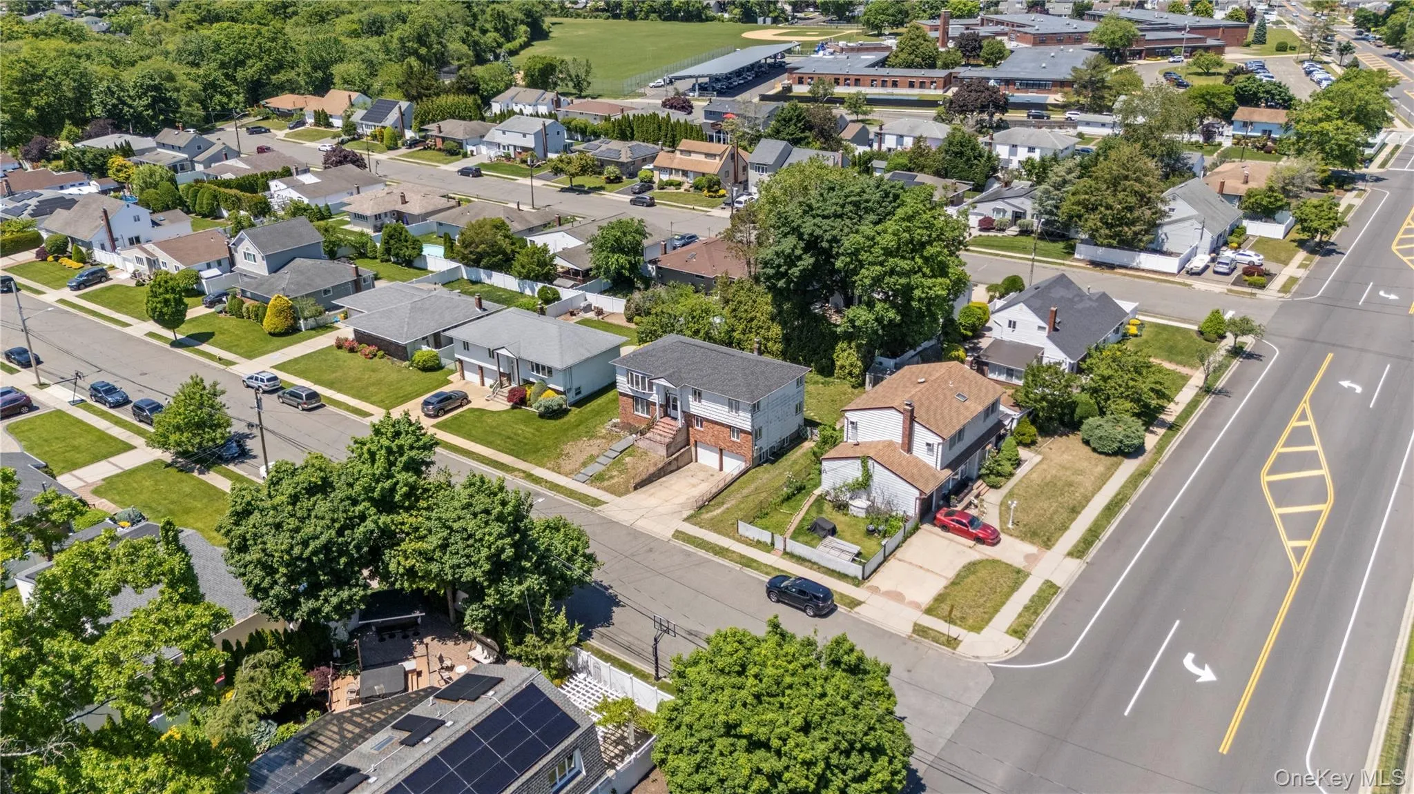 23 3rd Avenue, Oyster Bay, NY, 9 Bedrooms Bedrooms, 14 Rooms Rooms,3 BathroomsBathrooms,Residential,For Rent,3rd,0,1023777 23 3rd Avenue, Oyster Bay, NY, 9 Bedrooms Bedrooms, 14 Rooms Rooms,3 BathroomsBathrooms,Residential,For Rent,3rd,0,1023777