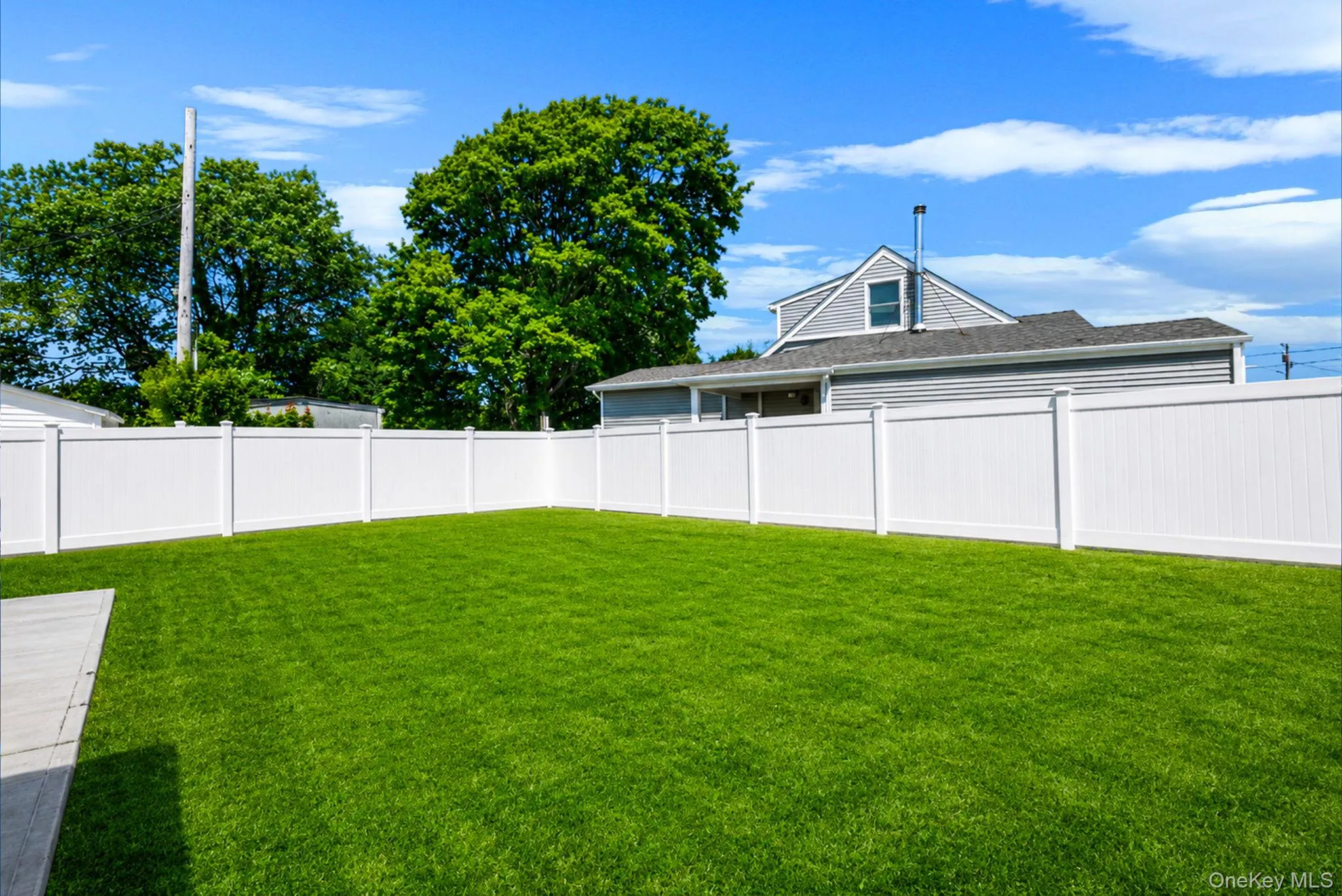 28 High Street, Oyster Bay, NY, 3 Bedrooms Bedrooms, 7 Rooms Rooms,2 BathroomsBathrooms,Residential,For Rent,High,0,1023778 28 High Street, Oyster Bay, NY, 3 Bedrooms Bedrooms, 7 Rooms Rooms,2 BathroomsBathrooms,Residential,For Rent,High,0,1023778