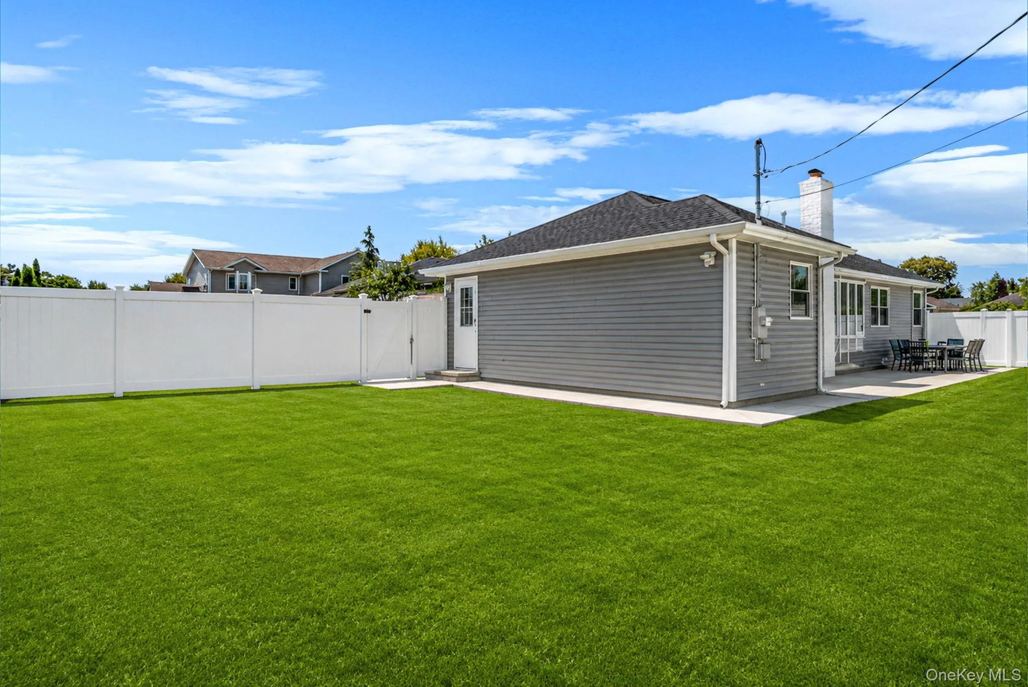 28 High Street, Oyster Bay, NY, 3 Bedrooms Bedrooms, 7 Rooms Rooms,2 BathroomsBathrooms,Residential,For Rent,High,0,1023778 28 High Street, Oyster Bay, NY, 3 Bedrooms Bedrooms, 7 Rooms Rooms,2 BathroomsBathrooms,Residential,For Rent,High,0,1023778