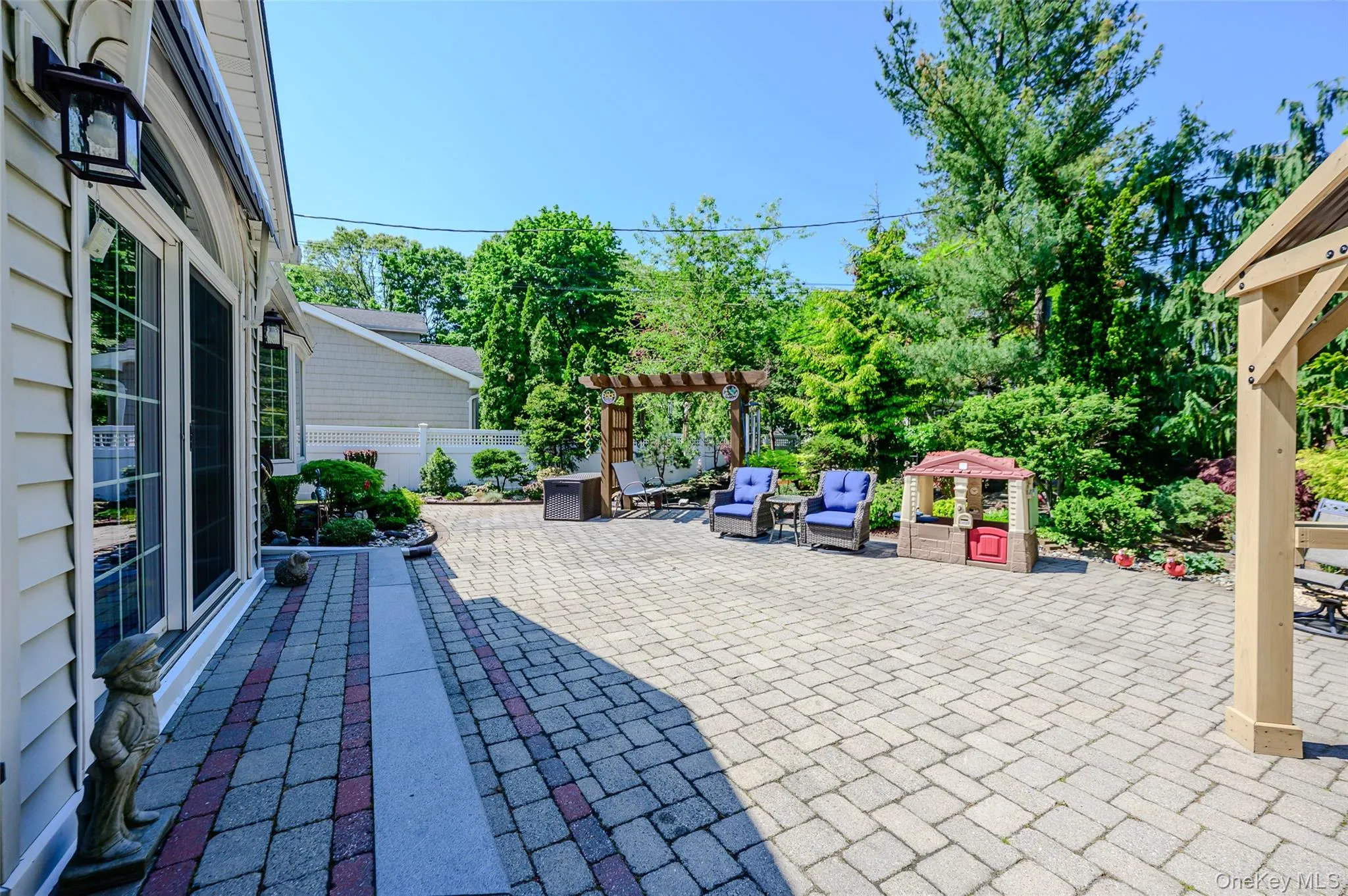 10 Dorset Lane, Hempstead, NY, 3 Bedrooms Bedrooms, 6 Rooms Rooms,2 BathroomsBathrooms,Residential,For Rent,Dorset,0,1023780 10 Dorset Lane, Hempstead, NY, 3 Bedrooms Bedrooms, 6 Rooms Rooms,2 BathroomsBathrooms,Residential,For Rent,Dorset,0,1023780