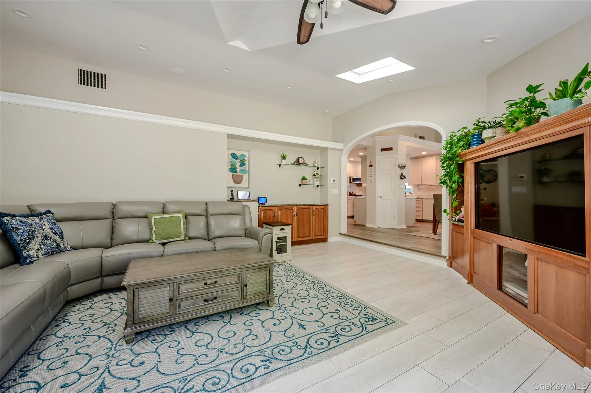 10 Dorset Lane, Hempstead, NY, 3 Bedrooms Bedrooms, 6 Rooms Rooms,2 BathroomsBathrooms,Residential,For Rent,Dorset,0,1023780 10 Dorset Lane, Hempstead, NY, 3 Bedrooms Bedrooms, 6 Rooms Rooms,2 BathroomsBathrooms,Residential,For Rent,Dorset,0,1023780