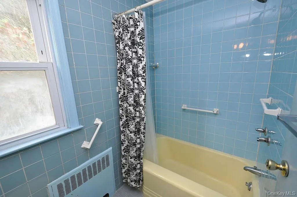 Upstairs Full Bathroom View 2 Upstairs Full Bathroom View 2